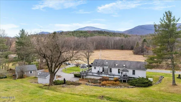 $525,000 | 858 Stone Bridge Road, Durham, NY 12423