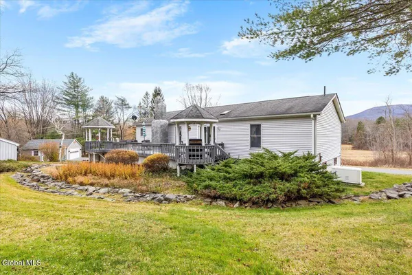 $525,000 | 858 Stone Bridge Road, Durham, NY 12423