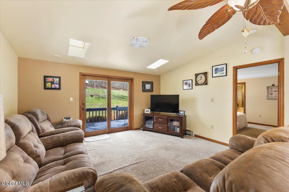 858 Stone Bridge Road Durham, NY 12423 - Photo 4 of 40 14-IMG_5043