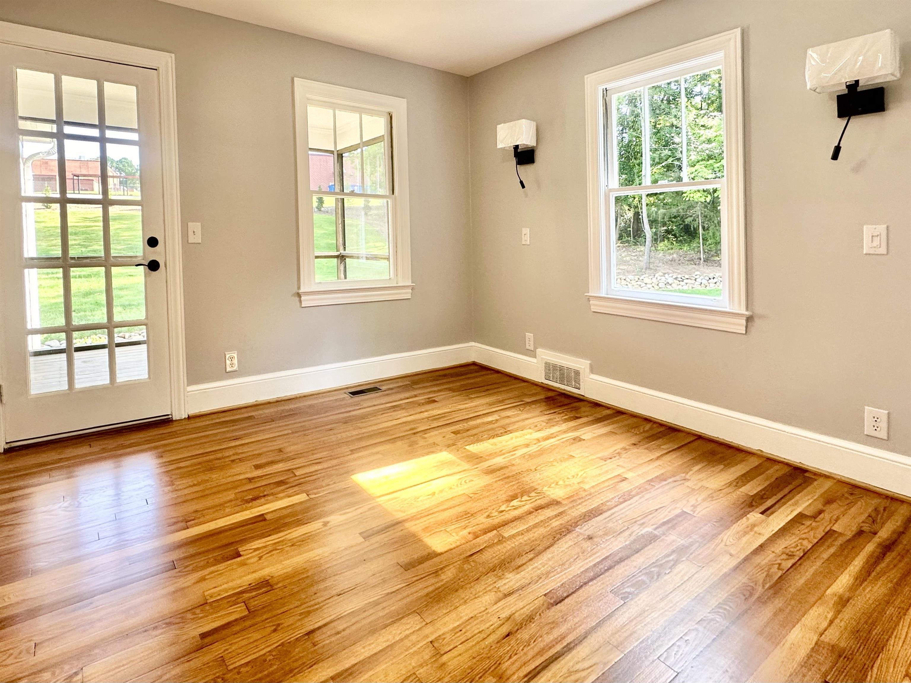 1300 East Rutherford Street Landrum, SC 29356 - Photo 8 of 21