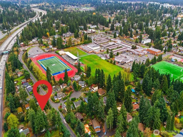 $700,000 | 18916 5th Avenue Northeast, Shoreline, WA 98155