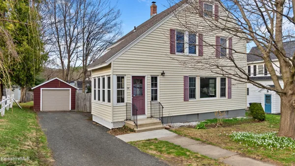 $320,000 | 94 1st Street, Dalton, MA 01226