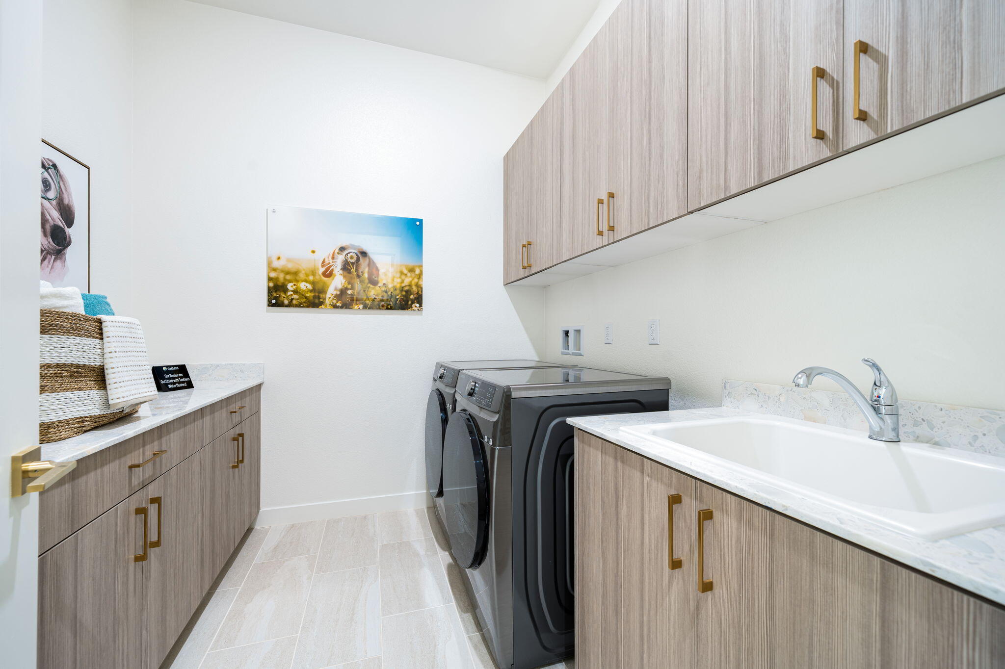 82725 Ryan Way Indio, CA 92201 - Photo 25 of 31 a utility room with sink dryer and washer