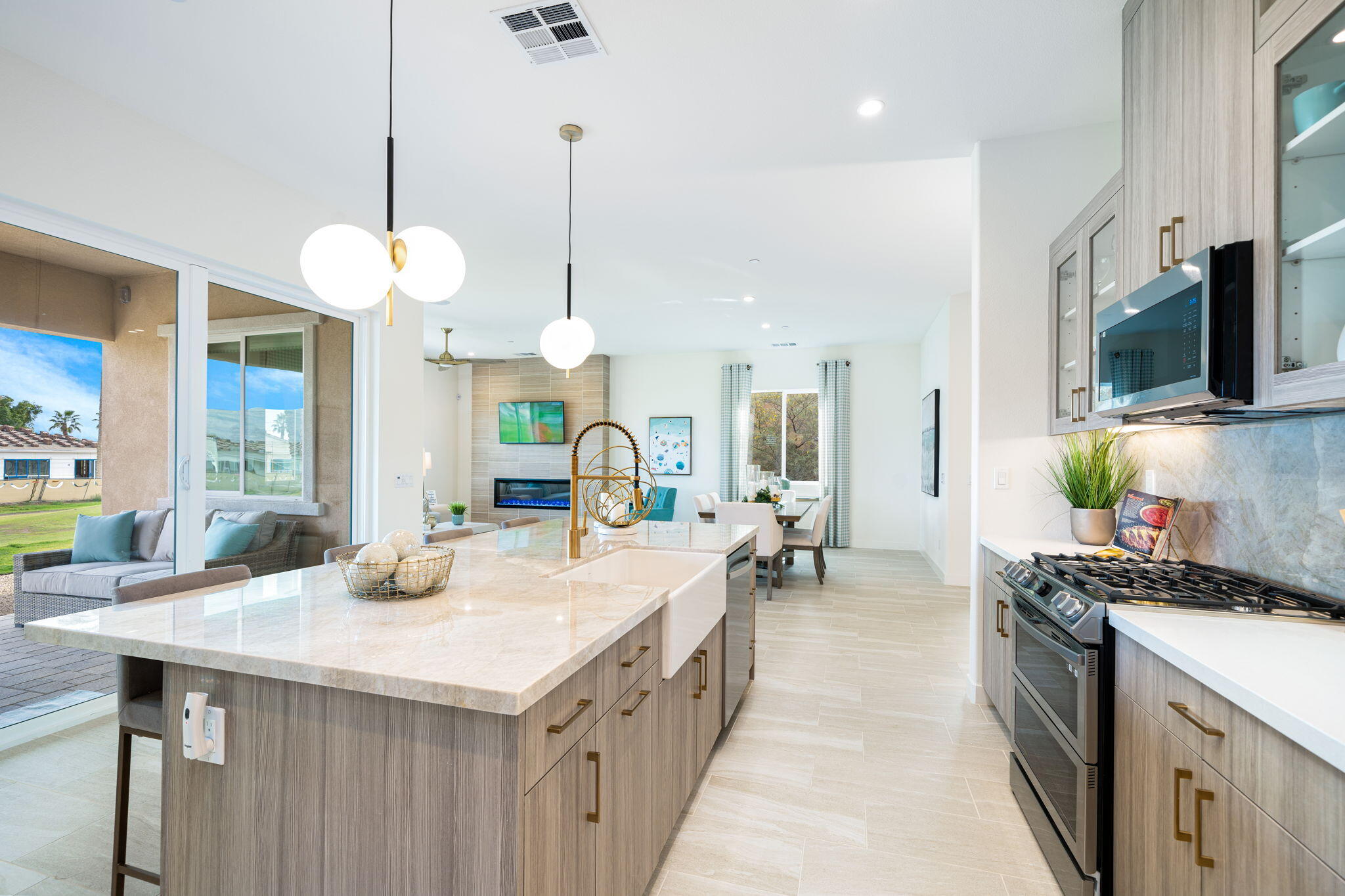 82725 Ryan Way Indio, CA 92201 - Photo 7 of 31 19-web-or-mls-JT48866McConnell-28