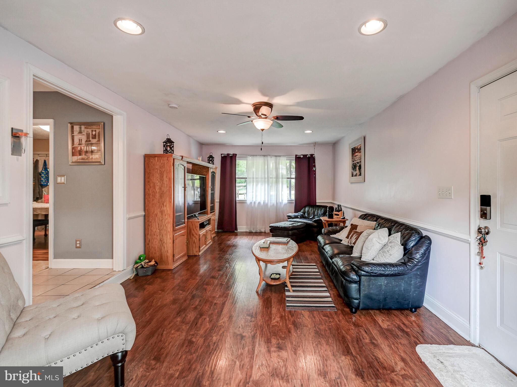 2413 Whitt Road Kingsville, MD 21087 - Photo 4 of 28 FAMILY ROOM
