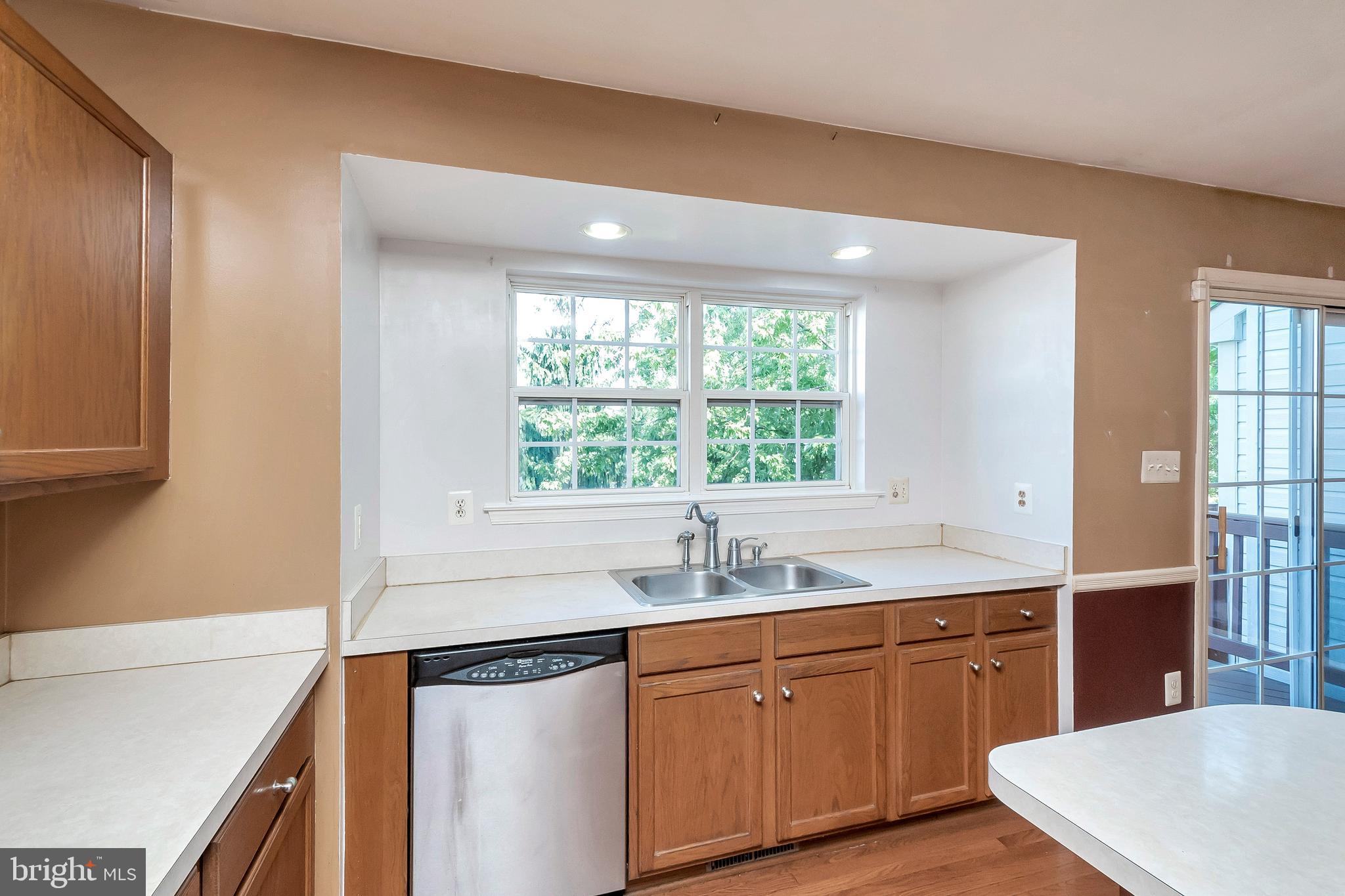 9222 McCarty Road Lorton, VA 22079 - Photo 10 of 43 Gallery Image 10