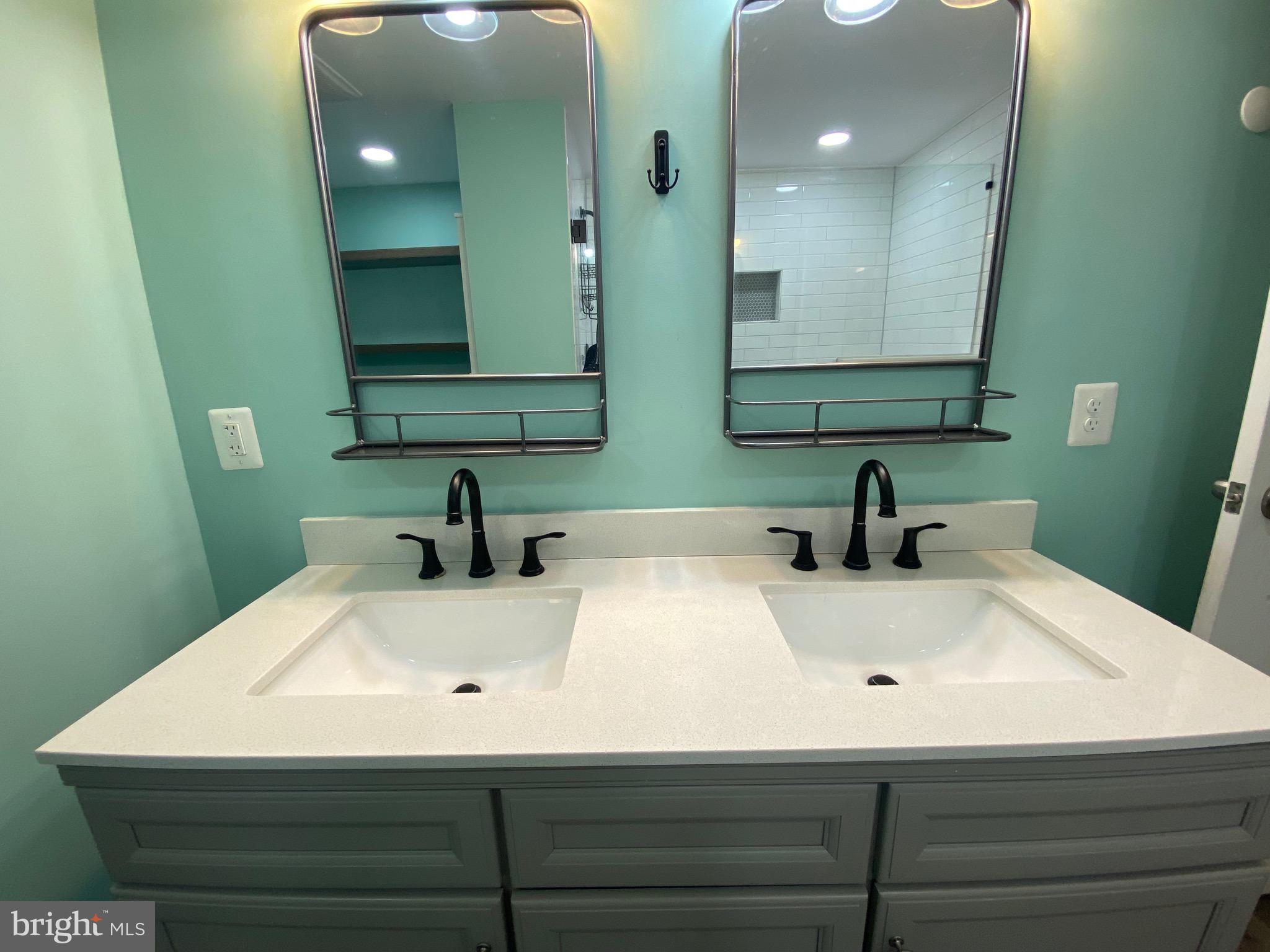 7621 Fallswood Way Lorton, VA 22079 - Photo 13 of 24