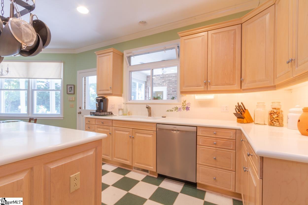 117 Victoria Circle Anderson, SC 29621 - Photo 11 of 36