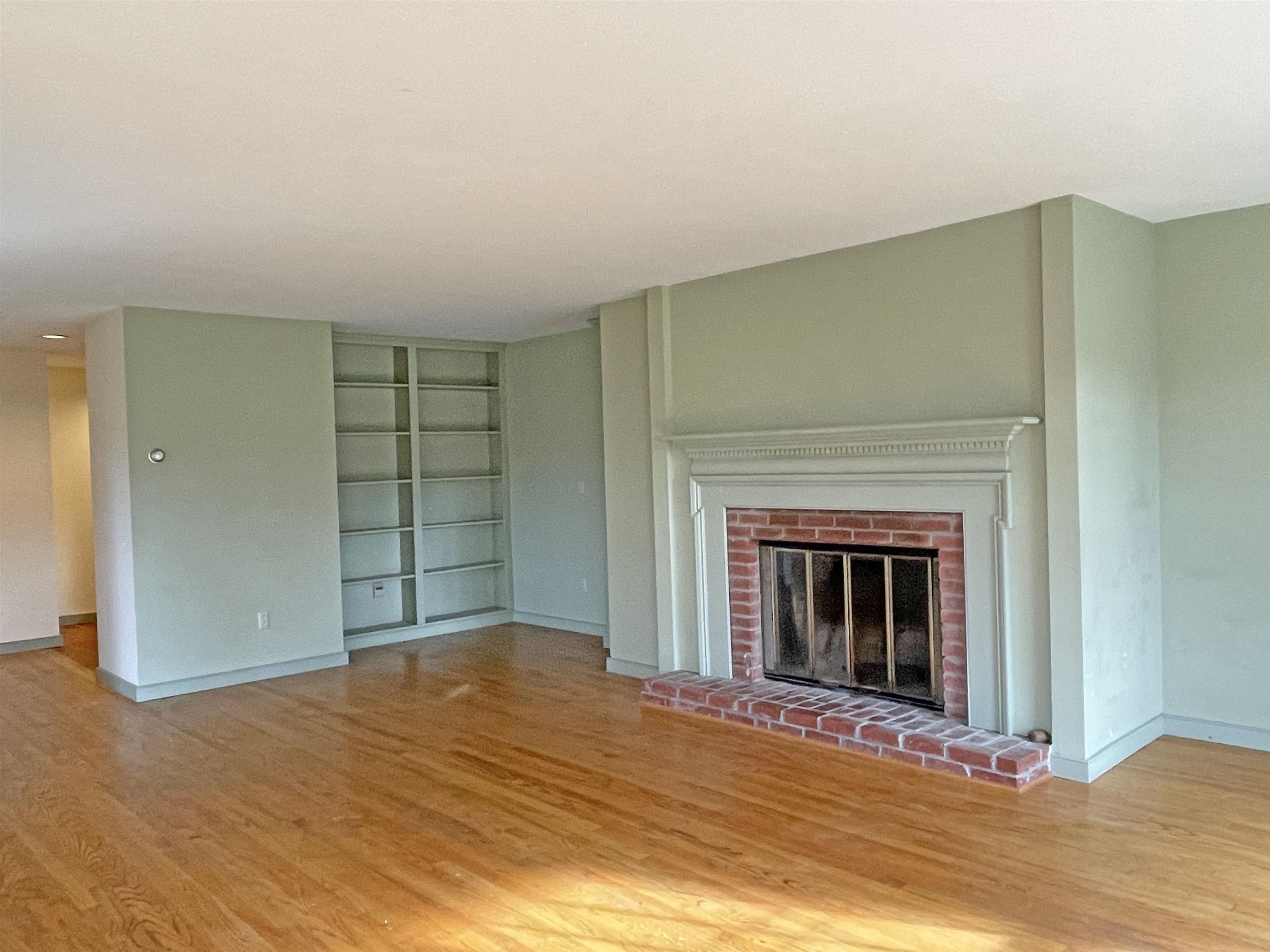 254 Boynton Road, Unit MB2 Londonderry, VT 05148 - Photo 3 of 39