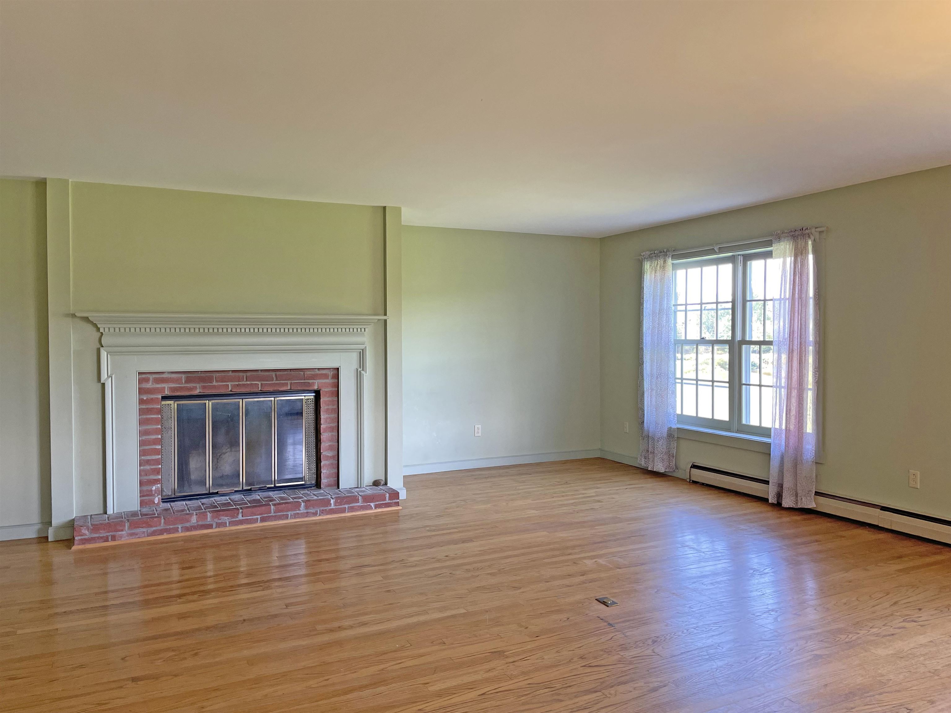 254 Boynton Road, Unit MB2 Londonderry, VT 05148 - Photo 8 of 39