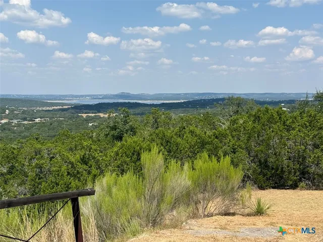 $2,250 | 901 Madrona Drive, Unit B, New Braunfels, TX 78132