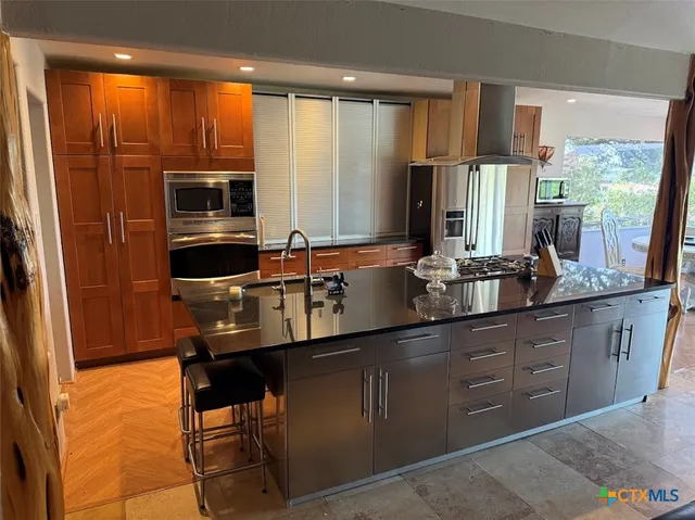 $2,250 | 901 Madrona Drive, Unit B, New Braunfels, TX 78132