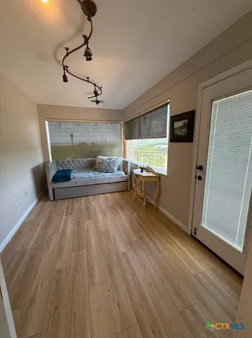 $2,250 | 901 Madrona Drive, Unit B, New Braunfels, TX 78132