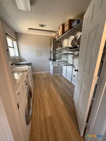 $2,250 | 901 Madrona Drive, Unit B, New Braunfels, TX 78132