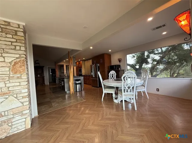 $2,250 | 901 Madrona Drive, Unit B, New Braunfels, TX 78132