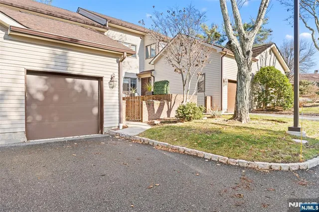 $5,500 | 90 Fisher Road, Mahwah, NJ 07430