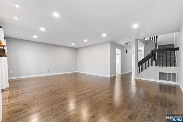 $5,500 | 90 Fisher Road, Mahwah, NJ 07430