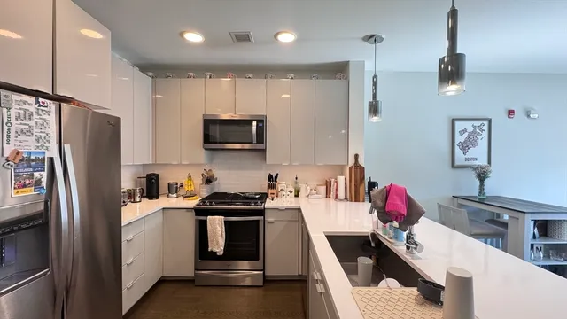 $825,000 | 65 Lewis Street, Unit 405, Boston, MA 02128