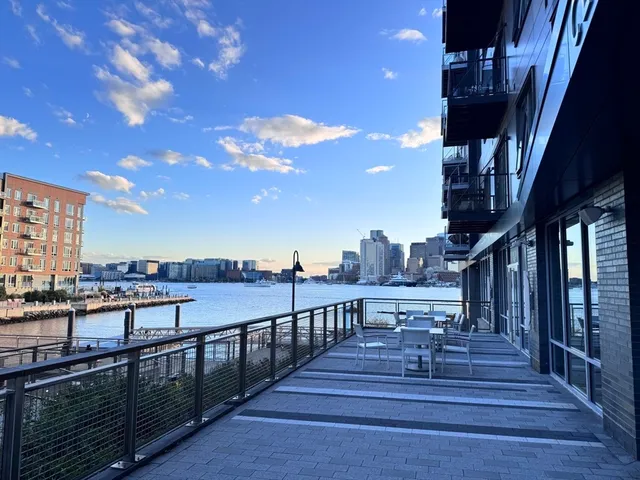 $825,000 | 65 Lewis Street, Unit 405, Boston, MA 02128