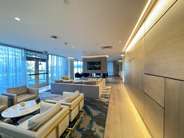 $825,000 | 65 Lewis Street, Unit 405, Boston, MA 02128