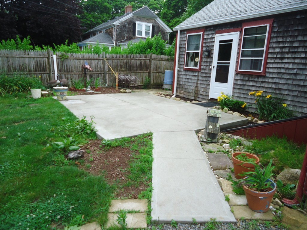 5 Fairhaven Road Mattapoisett, MA 02739 - Photo 5 of 20 Gallery Image 5
