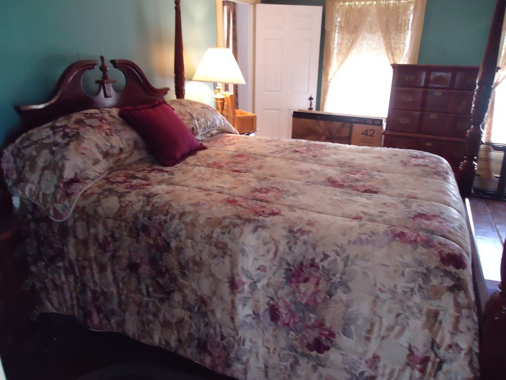 5 Fairhaven Road Mattapoisett, MA 02739 - Photo 8 of 20 Gallery Image 8