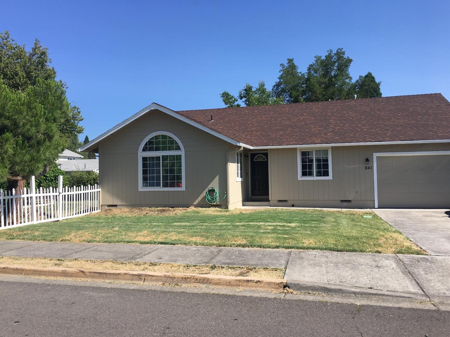 841 Greenleaf Lane Central Point, OR 97502 - Photo 13 of 13 Additional Photo