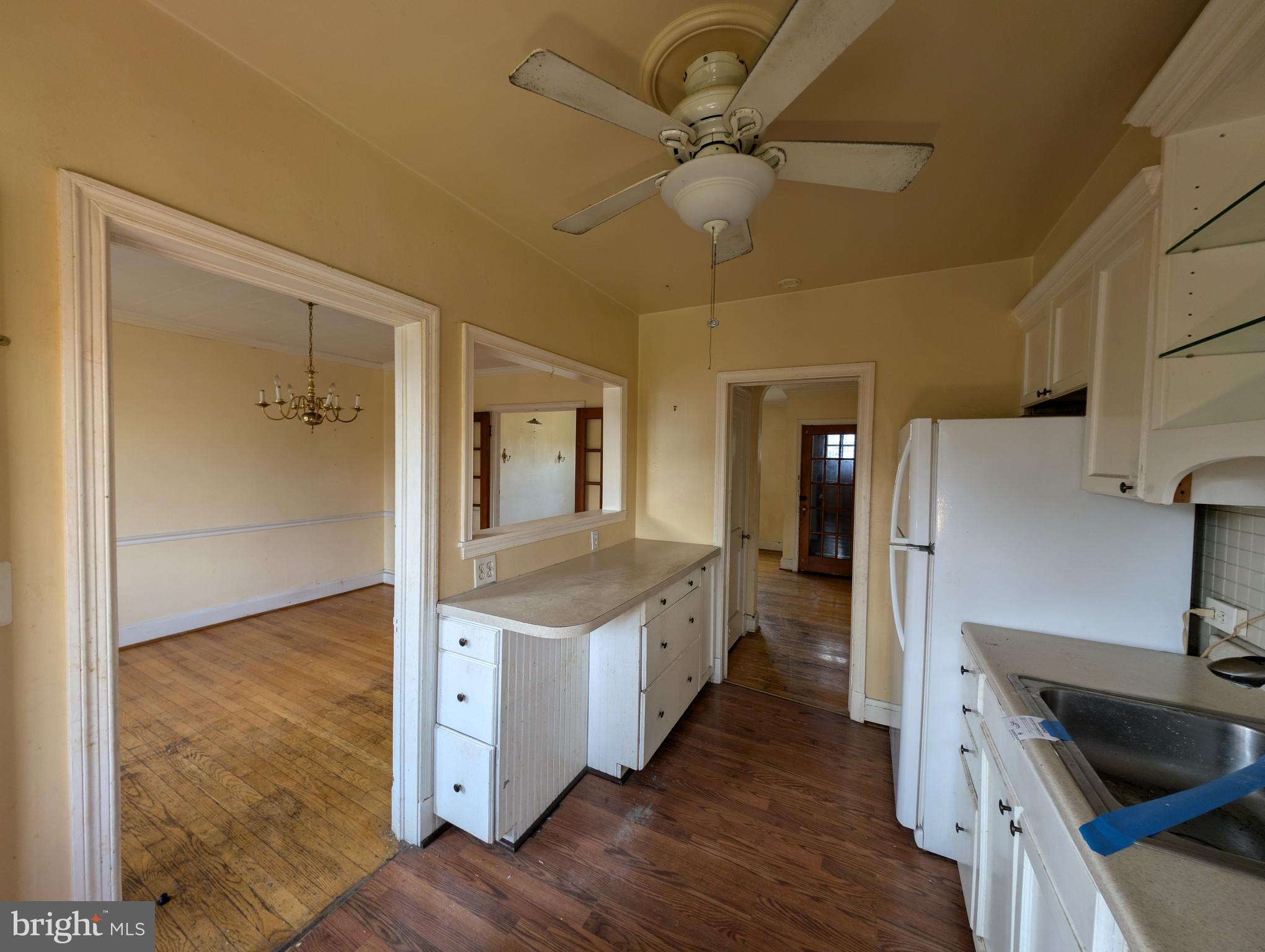 2418 Keyway Dundalk, MD 21222 - Photo 12 of 31