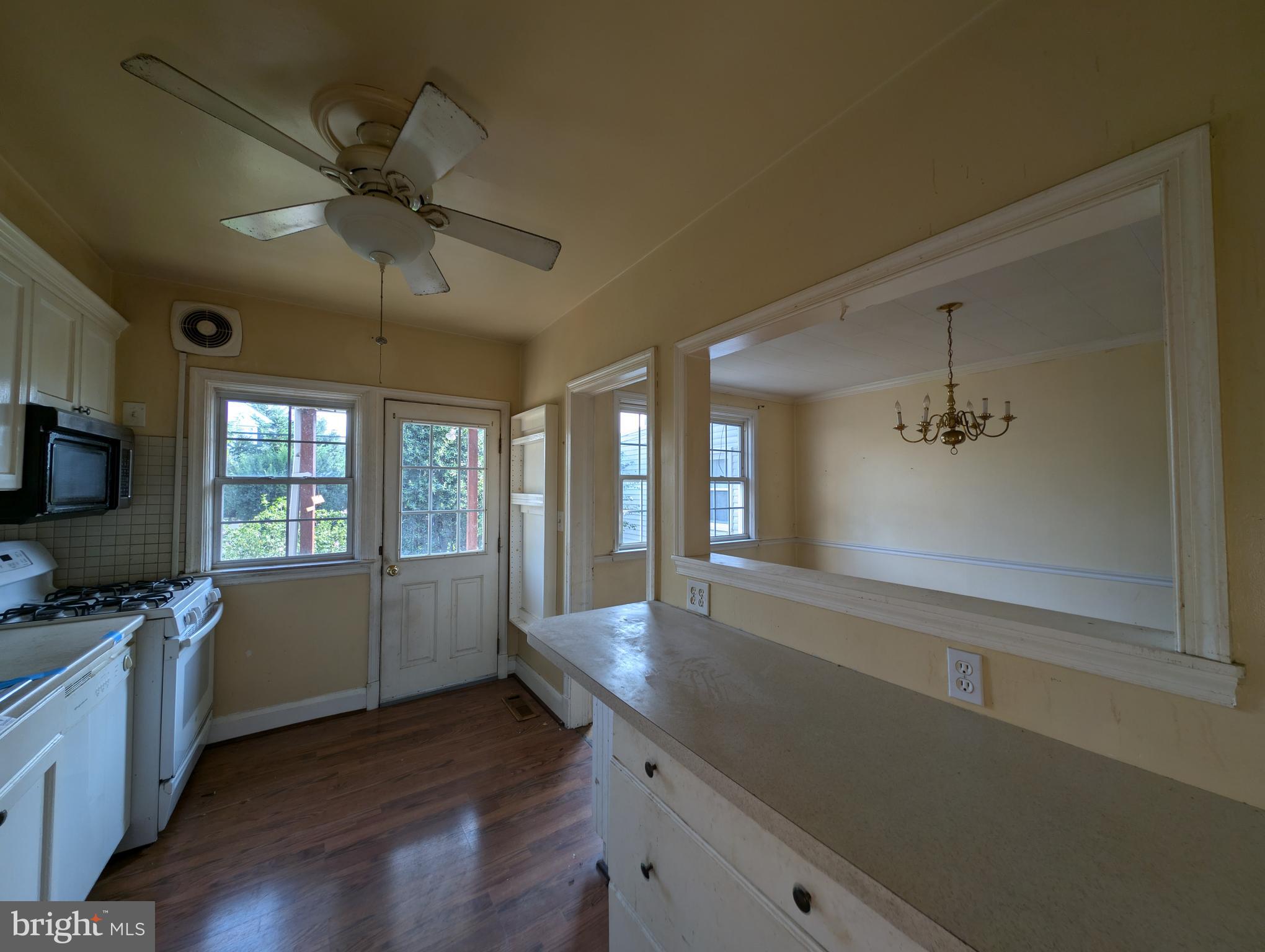 2418 Keyway Dundalk, MD 21222 - Photo 13 of 31