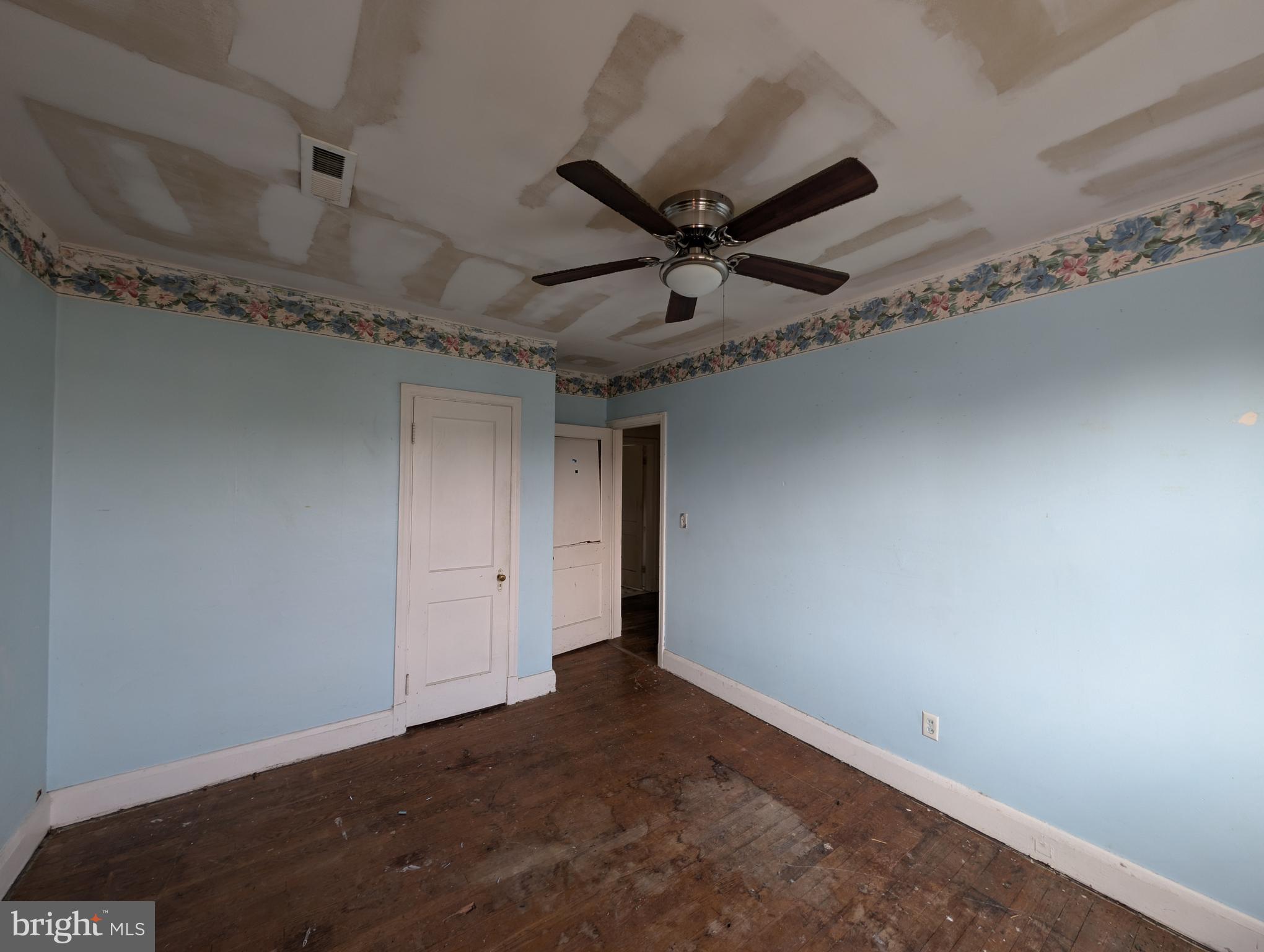 2418 Keyway Dundalk, MD 21222 - Photo 27 of 31