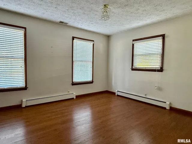 $150,000 | 1400 Catherine Street, Metropolis, IL 62960