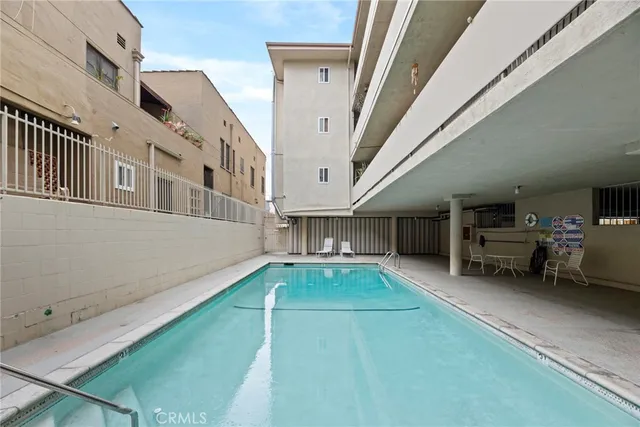 $459,000 | 525 North Sycamore Avenue, Unit 333, Los Angeles, CA 90036