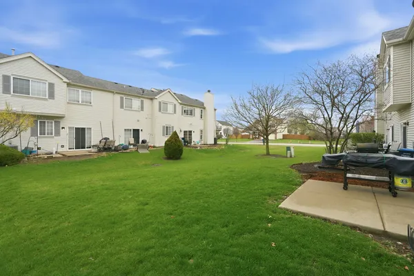 $240,000 | 1136 Coneflower Drive, Minooka, IL 60447