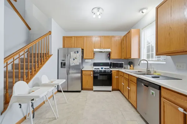 $240,000 | 1136 Coneflower Drive, Minooka, IL 60447