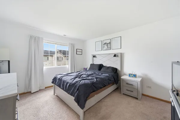 $240,000 | 1136 Coneflower Drive, Minooka, IL 60447