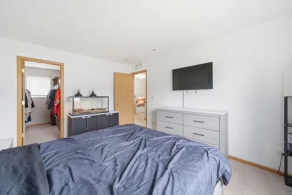 $240,000 | 1136 Coneflower Drive, Minooka, IL 60447