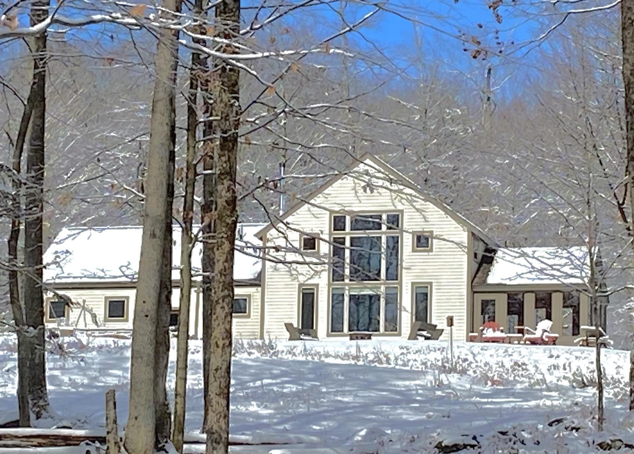 469 Boulger Road Stamford, VT 05352 - Photo 35 of 37 a front view of a house
