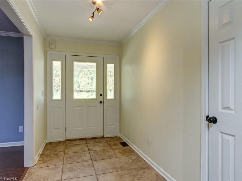 6609 Alley Road Summerfield, NC 27358 - Photo 3 of 30 Gallery Image 3