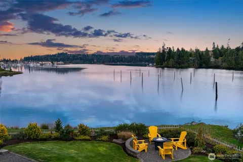 $1,690,000 | 220 Anchor Lane, Port Ludlow, WA 98365