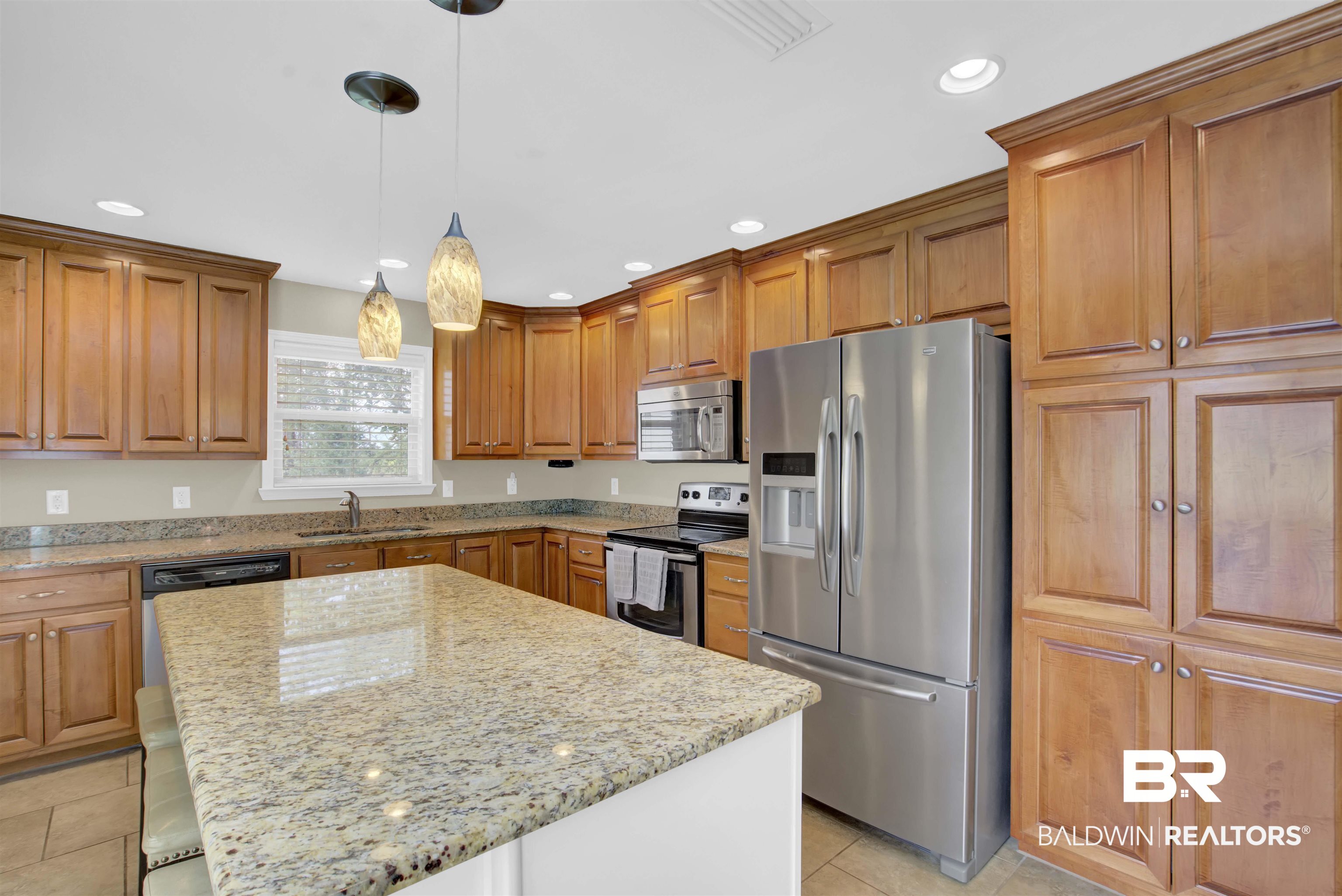 21 Lee Circle Daphne, AL 36527 - Photo 17 of 47
