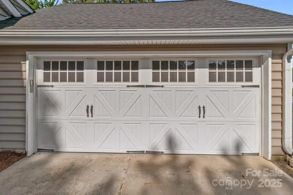 a view of a house with an entrance