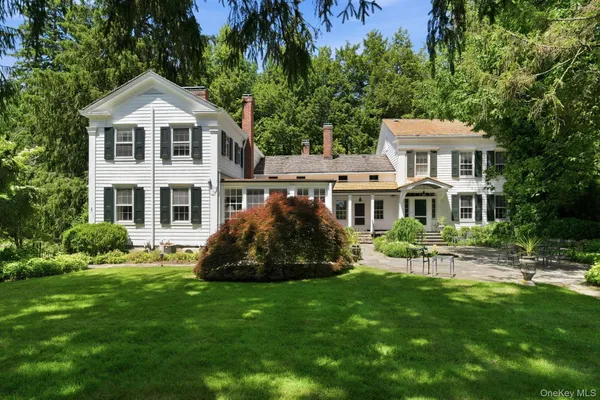 $4,250,000 | 549 Croton Lake Road, Bedford Corners, NY 10549