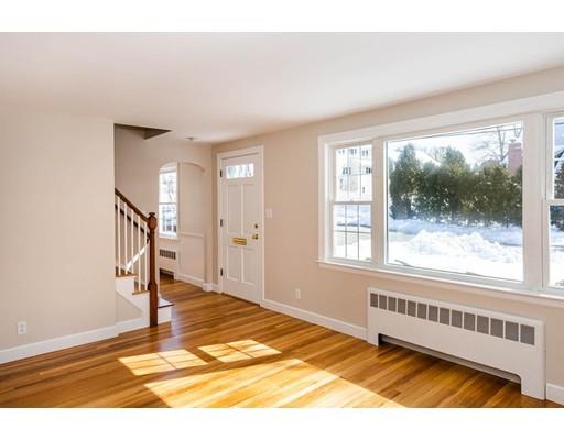 7 Roosevelt Road Lexington, MA 02421 - Photo 4 of 28 a view of an empty room