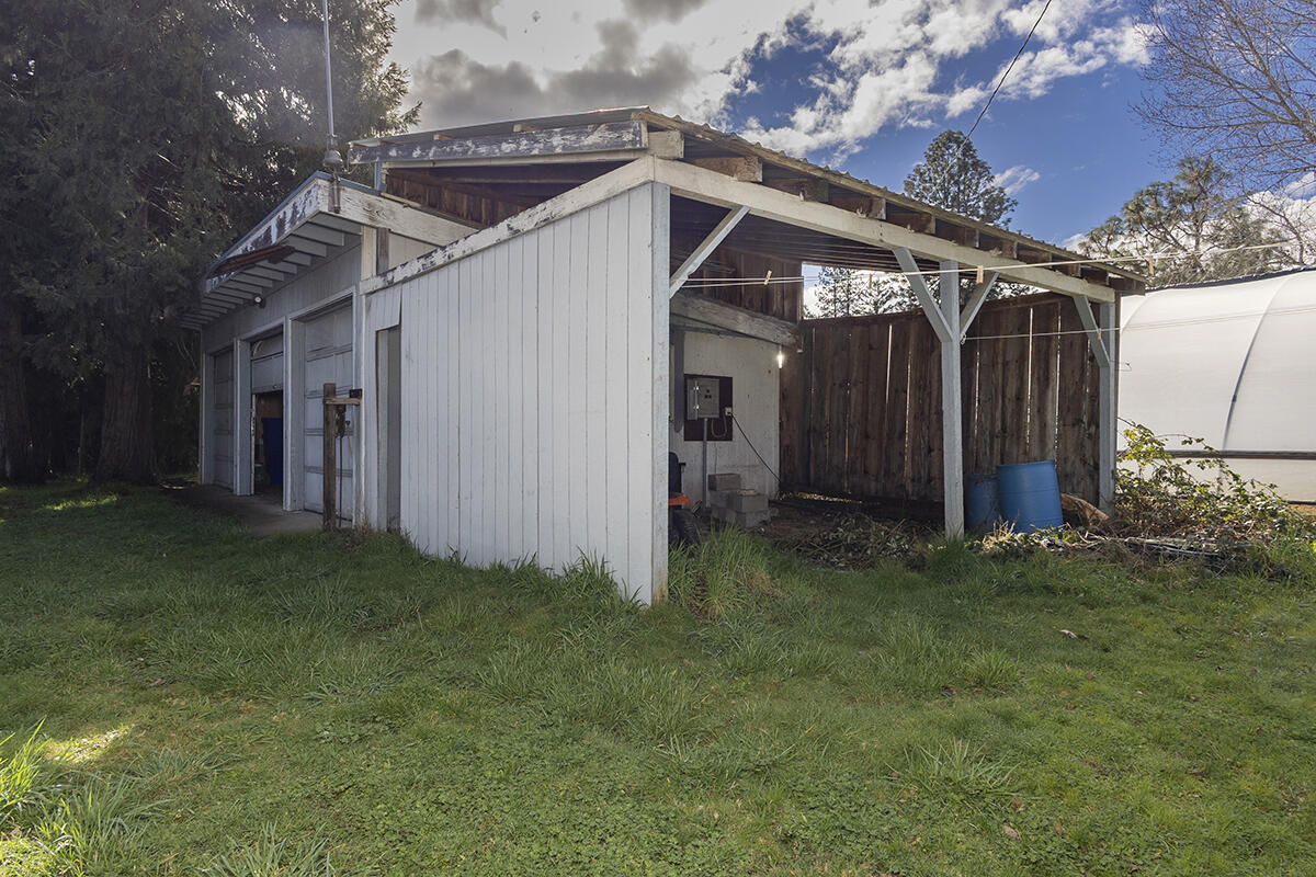 1392 Cedar Flat Road Williams, OR 97544 - Photo 18 of 56 18
