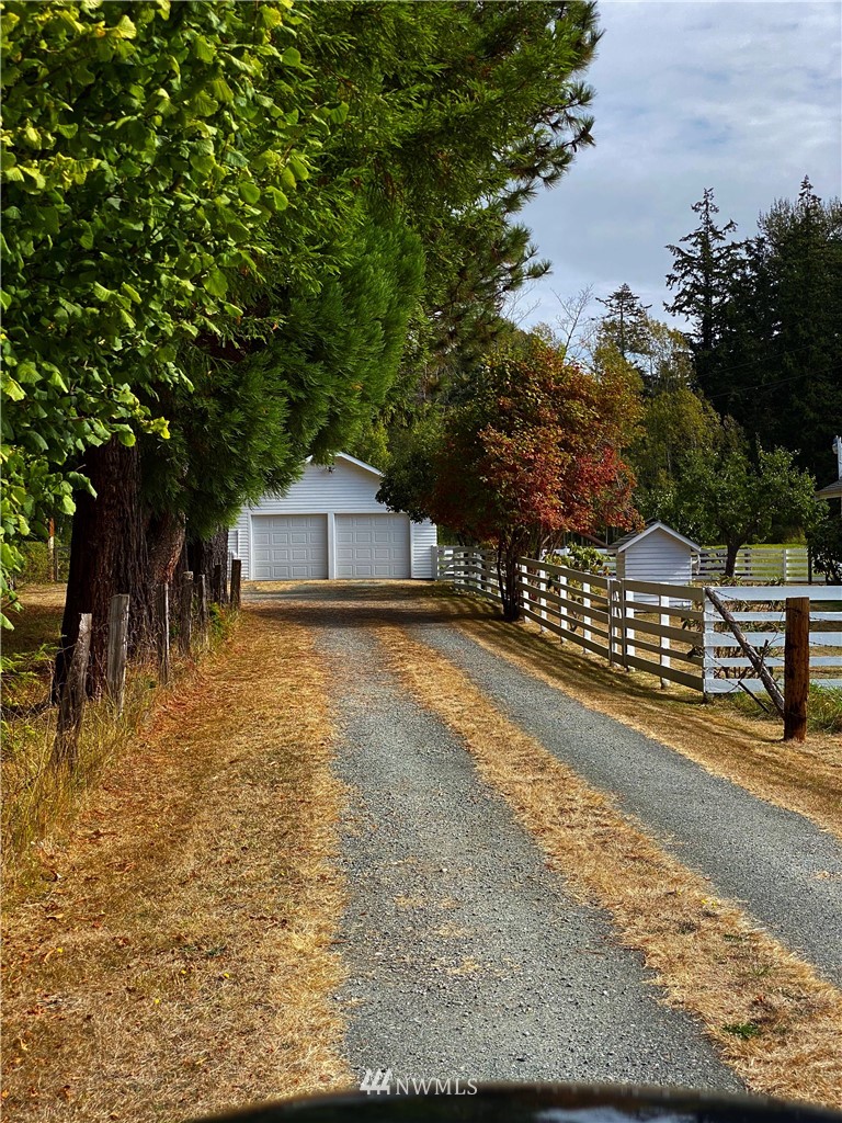 12999 Satterlee Road Anacortes, WA 98221 - Photo 8 of 37 Gallery Image 8