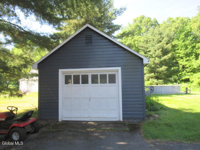 2832 Troy-Schenectady Road Niskayuna, NY 12309 - Photo 22 of 29 IMG_8751