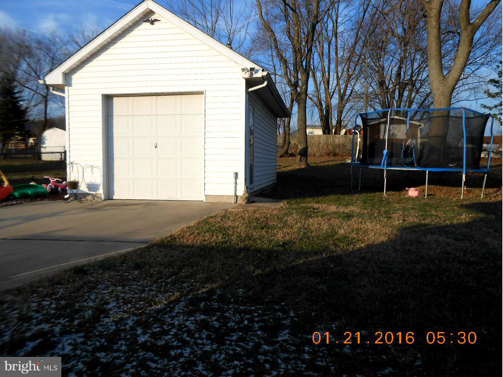 362 Stillwater Road Baltimore, MD 21221 - Photo 19 of 19 Garage and large Back Yard