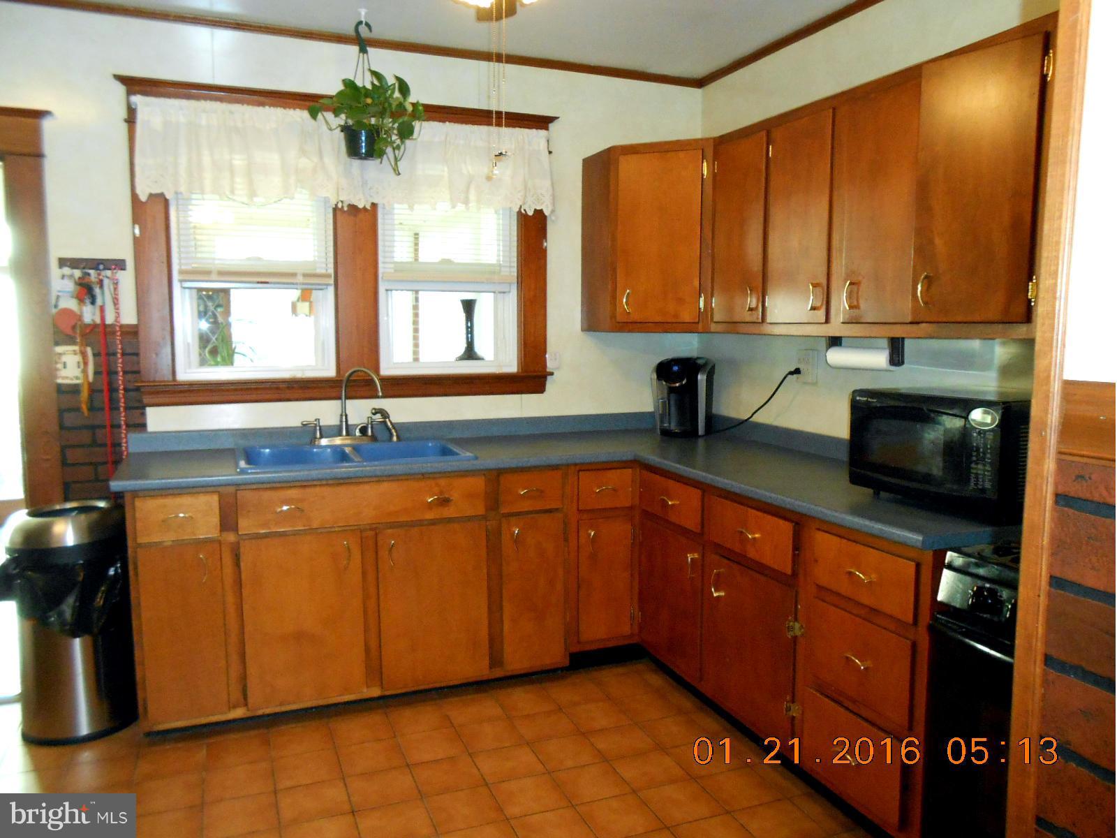 362 Stillwater Road Baltimore, MD 21221 - Photo 5 of 19 Kitchen - Picture 1