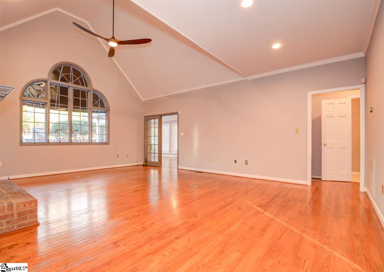 104 Timberstone Way Simpsonville, SC 29681 - Photo 7 of 36 Gallery Image 7