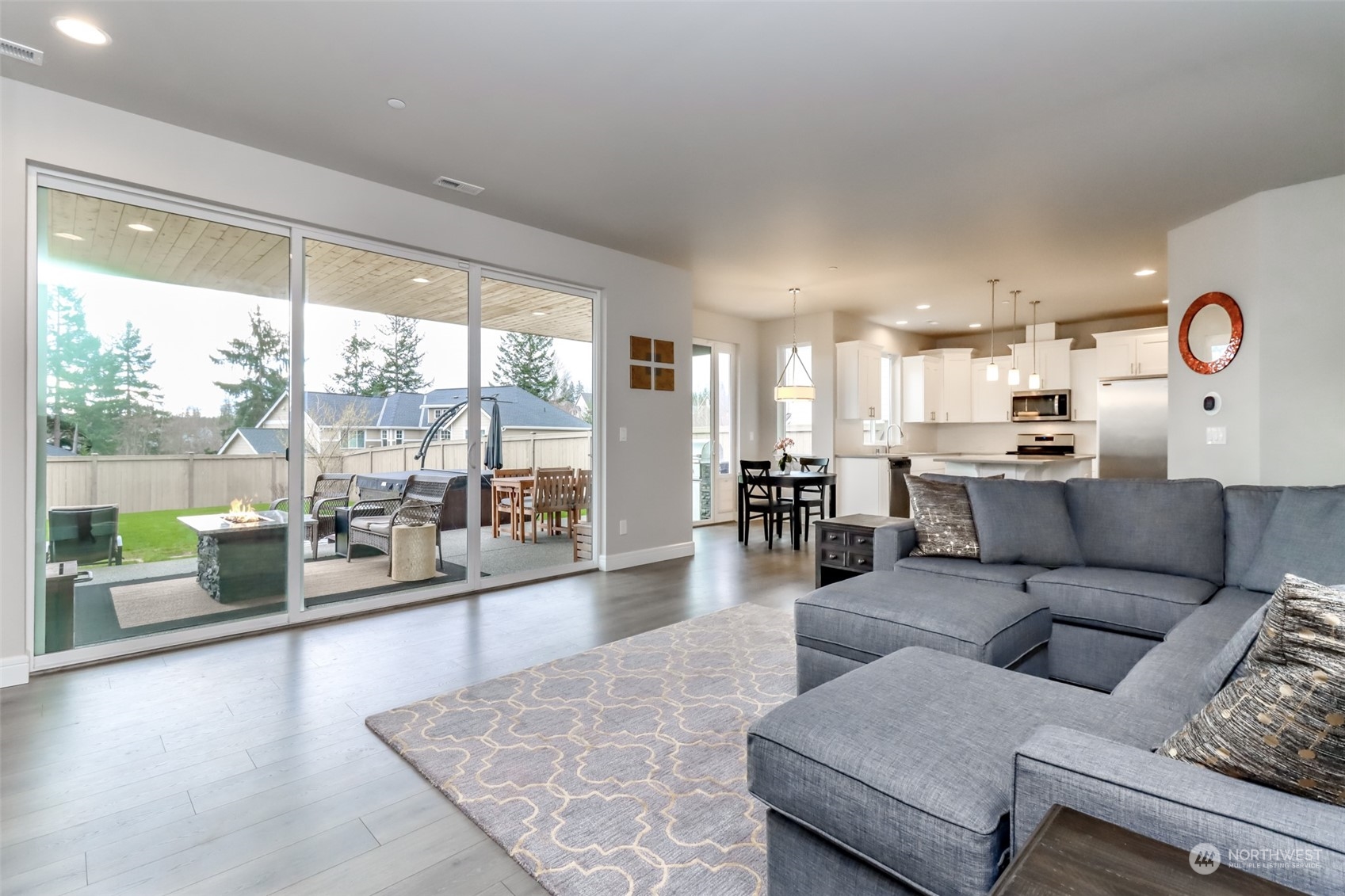 21209 Connells Prairie Road Bonney Lake, WA 98391 - Photo 12 of 35 Gallery Image 12